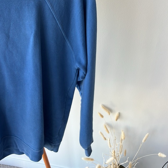 SIXTHREESEVEN Raglan Crewneck in Lake Size XS - Picture 4 of 6